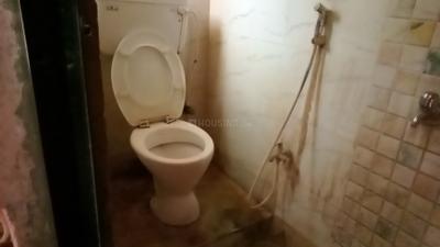 Bathroom Image of 610 Sq.ft 2 BHK Builder Floor for rent in Keshtopur Kolkata for Rs. 8500