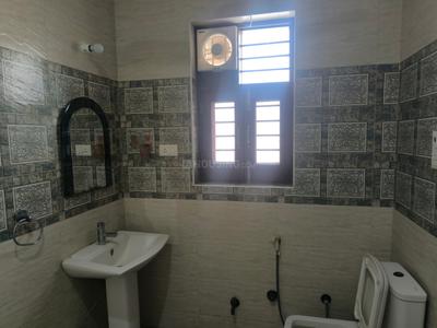 Image of 2600 Sq.ft 3 BHK Builder Floor for rent in Sector 9, Faridabad for Rs. 32000