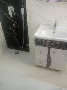 Bathroom Image of 1800 Sq.ft 3 BHK Apartment / Flat for sale in Vishnu Garden New Delhi for Rs. 25000000