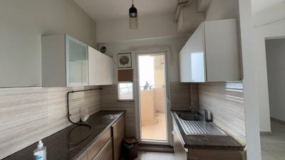 Kitchen Image of 1350 Sq.ft 3 BHK Apartment / Flat for rent in ABA Cleo County, Sector 121 Noida for Rs. 50000