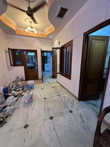 Hall Image of 1250 Sq.ft 3 BHK Builder Floor for sale in Preet Vihar New Delhi for Rs. 17000000