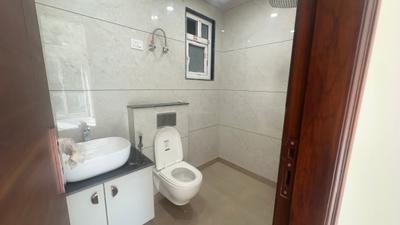 Image of 1450 Sq.ft 3 BHK Builder Floor for sale in Sector 17 Dwarka, New Delhi for Rs. 32500000