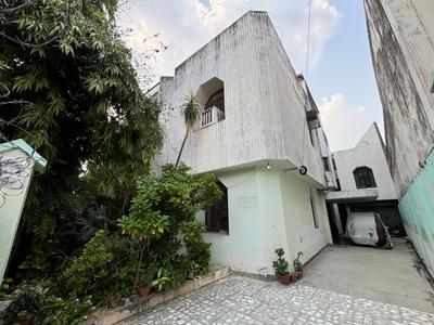 Building Image of 6000 Sq.ft 7 BHK Villa for sale in Sunderpur Varanasi for Rs. 130000000