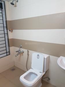 Bathroom Image of 2080 Sq.ft 3 BHK Apartment / Flat for rent in Landmark Acropolis, Mathara Kozhikode for Rs. 55000