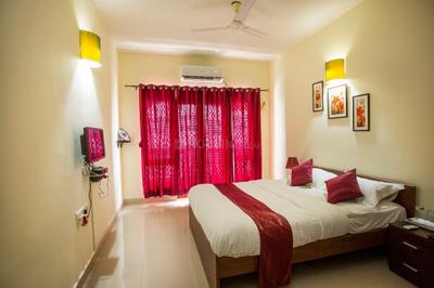Bedroom Image of 1800 Sq.ft 3 BHK Apartment / Flat for rent in Panjim Goa for Rs. 125000
