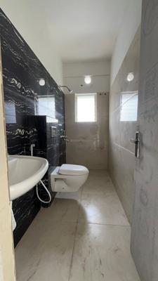 Image of 2400 Sq.ft 4 BHK Apartment / Flat for sale in Bangur Avenue, Kolkata for Rs. 15000000