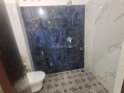 Bathroom Image of 1200 Sq.ft 2 BHK Builder Floor for rent in Treasure Fantasy, Rau Indore for Rs. 13500