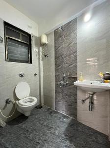 Bathroom Image of 700 Sq.ft 2 BHK Apartment / Flat for sale in Dahisar West Mumbai for Rs. 12700000