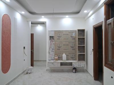 Living Room Image of 1050 Sq.ft 2 BHK Apartment / Flat for sale in Avenue 1, Sector 73 Noida for Rs. 3500000