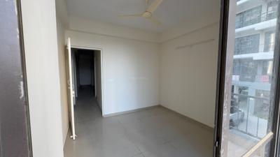 Bedroom Image of 750 Sq.ft 3 BHK Apartment / Flat for rent in Habitat Prime, Sector 99A Gurgaon for Rs. 14000
