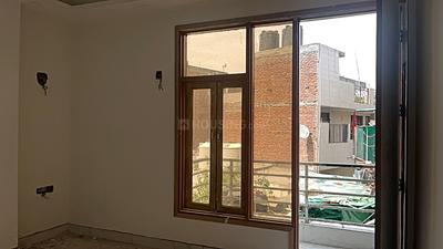 Bedroom Image of 900 Sq.ft 3 BHK Builder Floor for sale in Khanpur New Delhi for Rs. 7200000