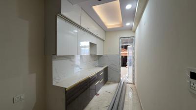 Kitchen Image of 1000 Sq.ft 2 BHK Apartment / Flat for sale in Sector 110 Noida for Rs. 4300000