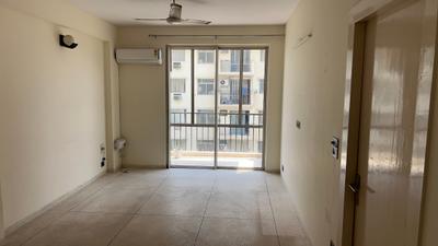 Living Room Image of 1377 Sq.ft 3 BHK Apartment / Flat for rent in DLF Ridgewood Estate, DLF Phase 4 Gurgaon for Rs. 65000