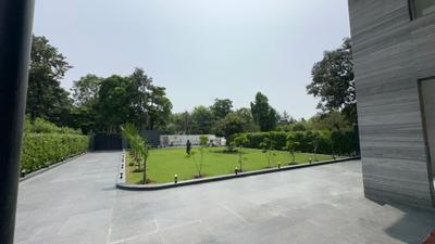 Image of 19000 Sq.ft 3 BHK Farm House for sale in Chhattarpur, New Delhi for Rs. 400000000