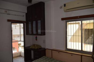 Bedroom Image of 1250 Sq.ft 2 BHK Apartment / Flat for rent in Shahibaug Ahmedabad for Rs. 22000