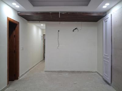 Living Room Image of 1100 Sq.ft 2 BHK Apartment / Flat for sale in DM Infra, Sector 104 Noida for Rs. 4500000