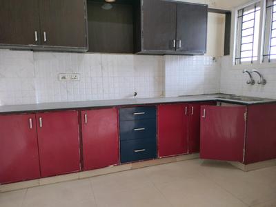 Kitchen Image of 1900 Sq.ft 3 BHK Apartment / Flat for rent in Saritha Ambience by Sarita Developers, Marathahalli Bengaluru for Rs. 65000