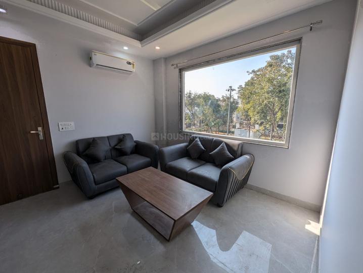 DLF Phase 3 Bedroom 1