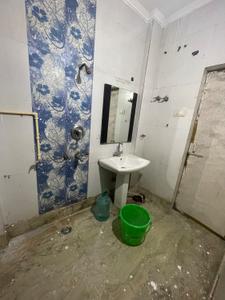 Image of 720 Sq.ft 2 BHK Builder Floor for rent in Shalimar Bagh, New Delhi for Rs. 27000