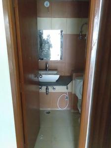 Bathroom Image of 1350 Sq.ft 3 BHK Apartment / Flat for sale in Rishabh Paradise, Indirapuram Ghaziabad for Rs. 12500000