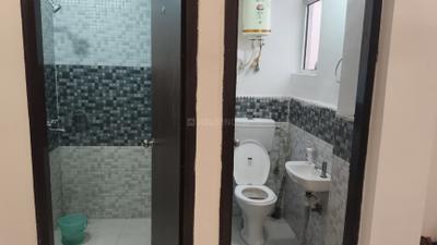 Bathroom Image of 600 Sq.ft 1 BHK Apartment / Flat for rent in Signature Global Andour Heights, Sector 71 Gurgaon for Rs. 25999