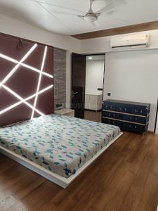 Bedroom Image of 3059 Sq.ft 4 BHK Apartment / Flat for rent in Gala Imperia, Gurukul Ahmedabad for Rs. 175000