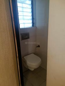 Bathroom Image of 680 Sq.ft 1 BHK Apartment / Flat for rent in Kharghar Navi Mumbai for Rs. 26000