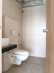 Bedroom One Image of 1100 Sq.ft 3 BHK Apartment / Flat for rent in Godrej Emerald, Kasarvadavali Thane for Rs. 36500