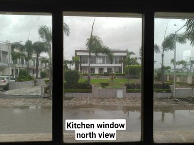 Image of 1000 Sq.ft 3 BHK Duplex for rent in Barbodhan, Surat for Rs. 14000