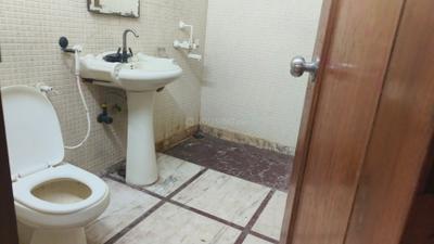 Image of 1850 Sq.ft 3 BHK Builder Floor for rent in Sector 41, Noida for Rs. 40000