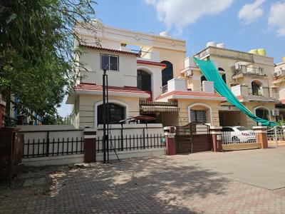 3.5 BHK Independent House