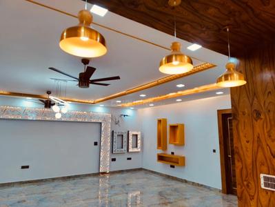 Hall Image of 3150 Sq.ft 3 BHK Builder Floor for rent in Sector 14 Faridabad for Rs. 80000