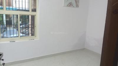 Bedroom Image of 800 Sq.ft 2 BHK Apartment / Flat for sale in Maitri Apartments, Patparganj New Delhi for Rs. 16000000