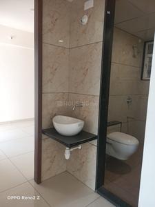 Bathroom Image of 1300 Sq.ft 3 BHK Apartment / Flat for rent in Vishal Leela Heights, Wakad Pune for Rs. 36000