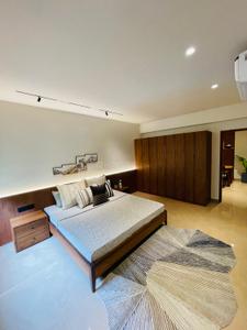 Bedroom Image of 3025 Sq.ft 4 BHK Apartment / Flat for sale in Suresha Anew, Navrangpura Ahmedabad for Rs. 22000000