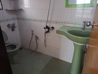 Image of 1200 Sq.ft 3 BHK Apartment / Flat for sale in Lokhandwala Whispering Palms Xxclusives, Kandivali East, Mumbai for Rs. 30000000