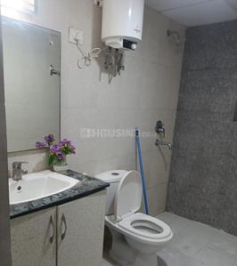 Bathroom Image of 1930 Sq.ft 3 BHK Apartment / Flat for sale in DLF The Skycourt, Sector 86 Gurgaon for Rs. 25000000