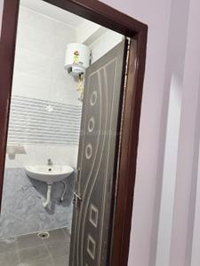 Bathroom Image of 1100 Sq.ft 2 BHK Builder Floor for rent in Mettuguda Secunderabad for Rs. 18000