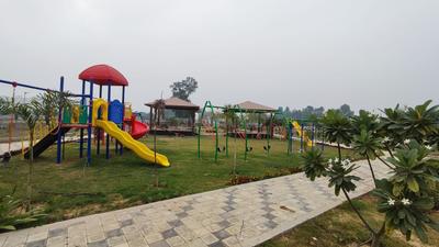 JMS Mega City Main Image 1