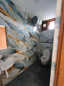 Bathroom Image of 1000 Sq.ft 2 BHK Builder Floor for rent in Mahadevapura Bengaluru for Rs. 44000