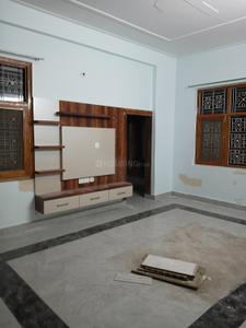 Image of 2800 Sq.ft 3 BHK Builder Floor for rent in Vasundhara, Ghaziabad for Rs. 40000
