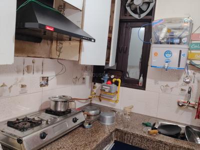 Kitchen Image of 1200 Sq.ft 2 BHK Apartment / Flat for rent in Sector 73 Noida for Rs. 25000
