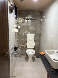 Bathroom Image of 1260 Sq.ft 2 BHK Apartment / Flat for sale in Vastrapur Ahmedabad for Rs. 6000000