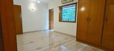 Bedroom Image of 1850 Sq.ft 3 BHK Apartment / Flat for rent in Halasuru Bengaluru for Rs. 110000