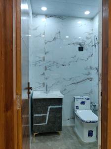 Common Bathroom Image of 1260 Sq.ft 3 BHK Builder Floor for sale in Dream Homes, Indirapuram Ghaziabad for Rs. 6111000