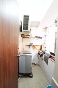 Kitchen Image of 1440 Sq.ft 3 BHK Apartment / Flat for sale in Ambli Ahmedabad for Rs. 9100000
