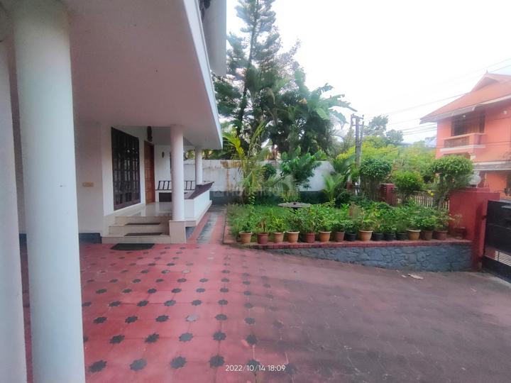 3 BHK 3500 Sqft Independent House for sale at Kowdiar