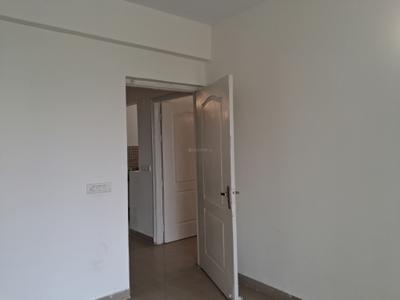 Bedroom Image of 915 Sq.ft 2 BHK Apartment / Flat for sale in Nimbus The Hyde Park, Sector 78 Noida for Rs. 9500000
