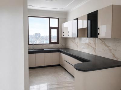 Kitchen Image of 3200 Sq.ft 4 BHK Apartment / Flat for rent in Utrathiya Zirakpur for Rs. 38000