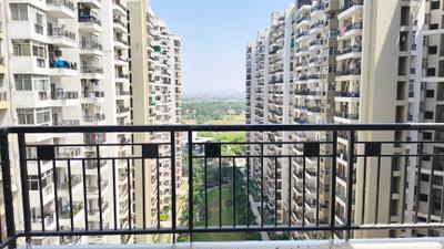 Balcony Image of 1340 Sq.ft 3 BHK Apartment / Flat for rent in Gulshan Ikebana, Sector 143 Noida for Rs. 32000